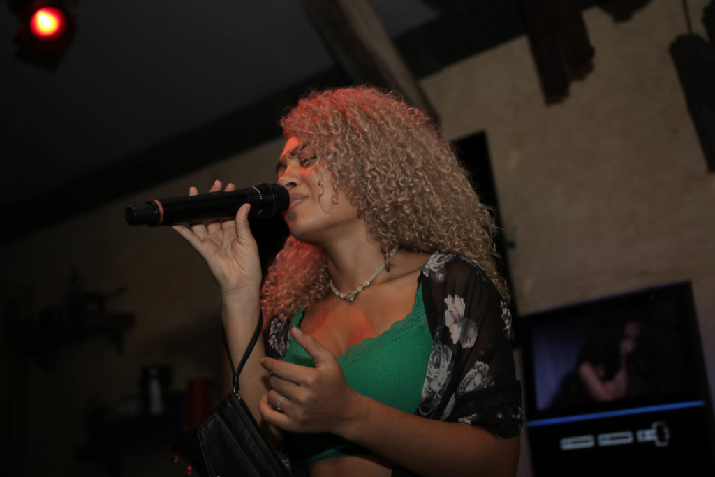 [Photos From Last Night] Acoustic Exchange at Harlem Nights 8-30-16